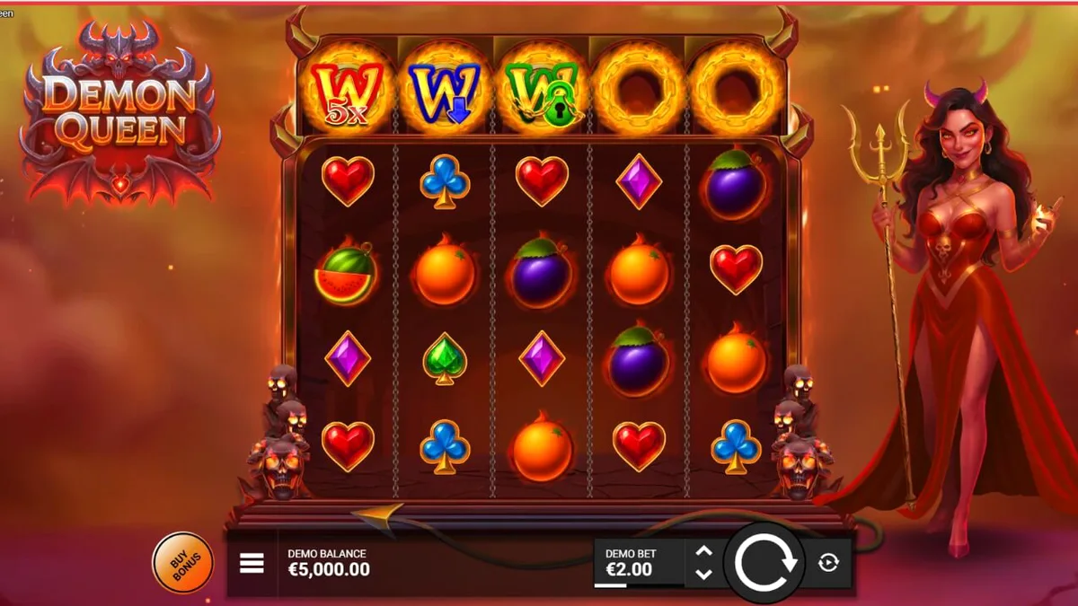 Demon Queen slot com tema gótico e elementos de fogo